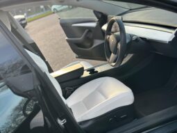 
										2021 Tesla Model 3 (Dual Motor) Long Range Auto 4WDE 4dr full									